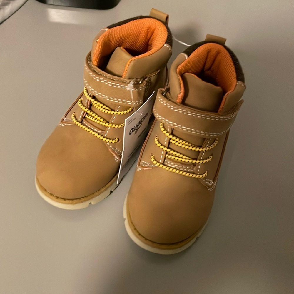 Oshkosh Toddler Boots Size 5